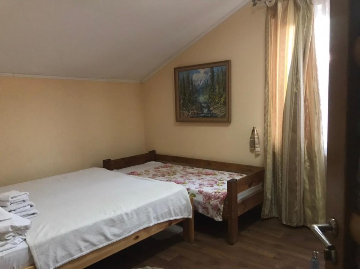 Кімнати В Центрі Hotell Uzjhorod Eksteriør bilde
