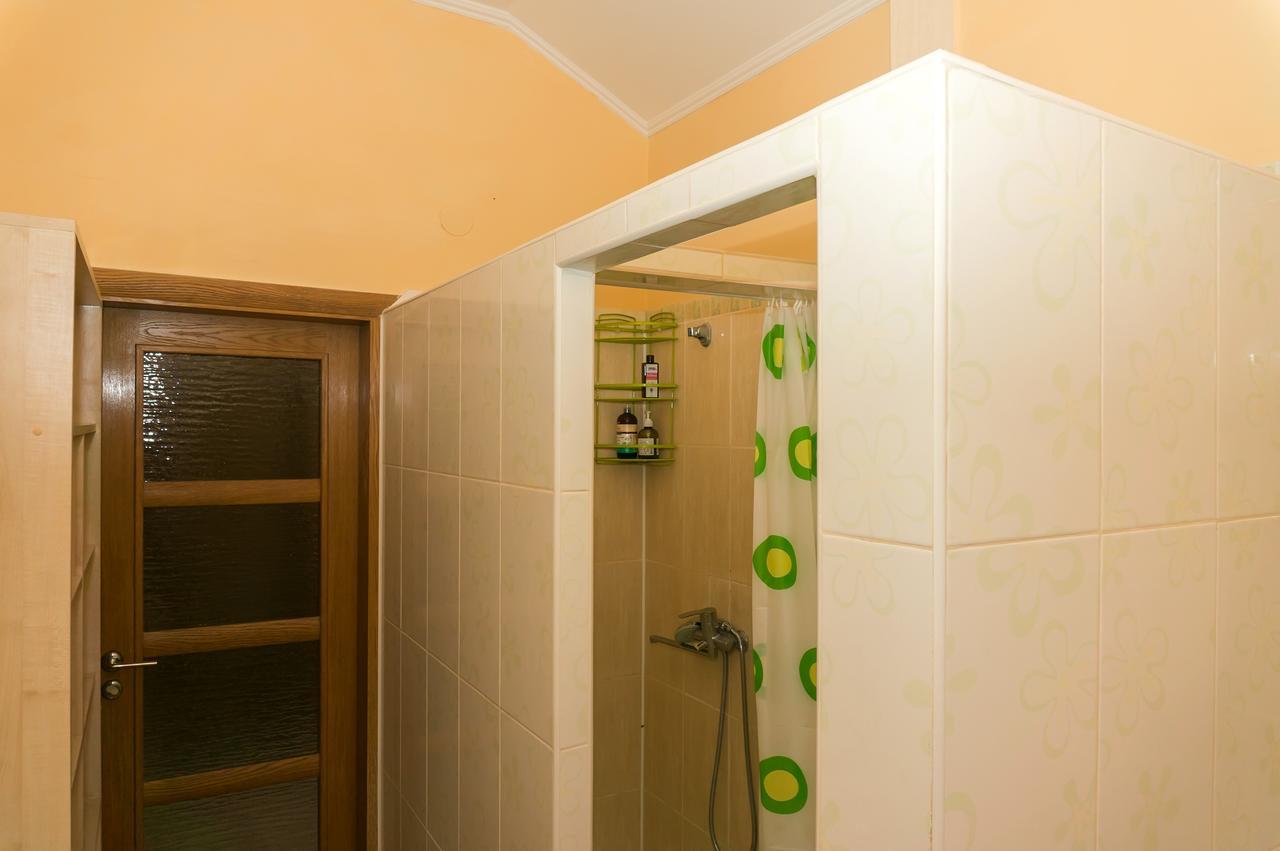 Кімнати В Центрі Hotell Uzjhorod Eksteriør bilde