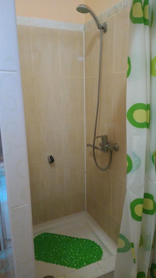 Кімнати В Центрі Hotell Uzjhorod Eksteriør bilde