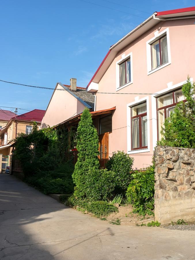 Кімнати В Центрі Hotell Uzjhorod Eksteriør bilde