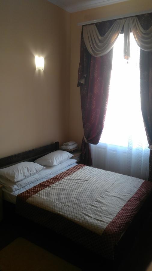 Кімнати В Центрі Hotell Uzjhorod Eksteriør bilde